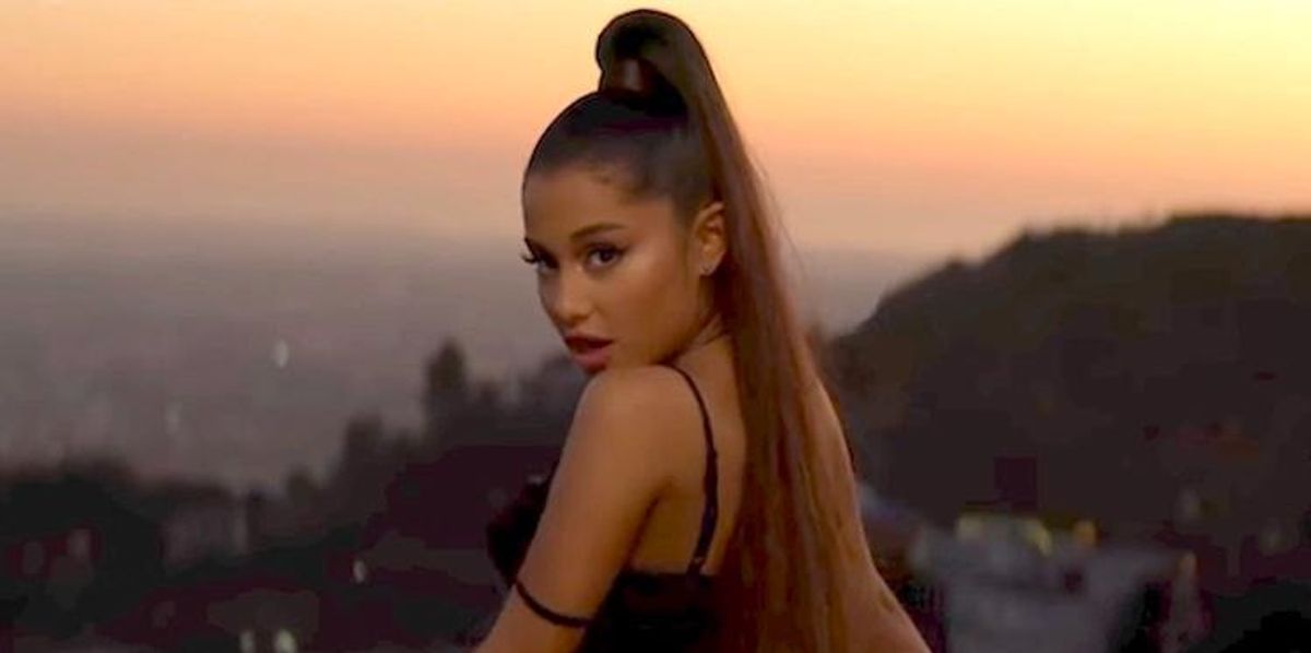 Ariana Grande Hot Naked Lesbian Sex - Ariana Grande May Have Come Out as Queer in Her New Song