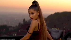 Ariana Grande Porn Twin - Ariana Grande May Have Come Out as Queer in Her New Song