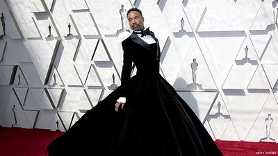 Op-Ed: The Real Impact of Billy Porter's Oscars Tuxedo-Gown