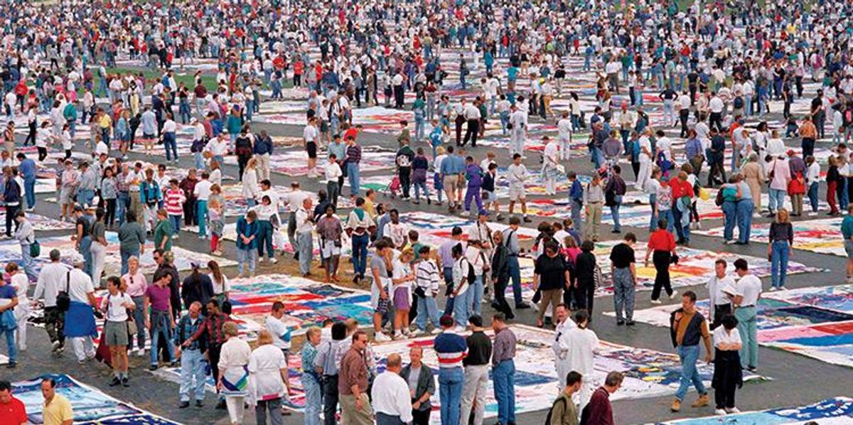 One Million-Square-Foot AIDS Memorial Quilt Is Now Entirely Online