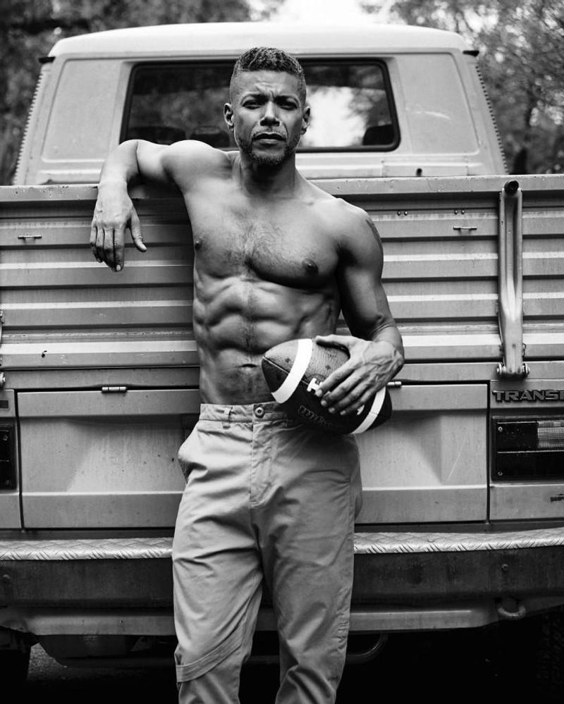 21 Photos of Wilson Cruz Shirtless, Looking Like the Adonis He Is