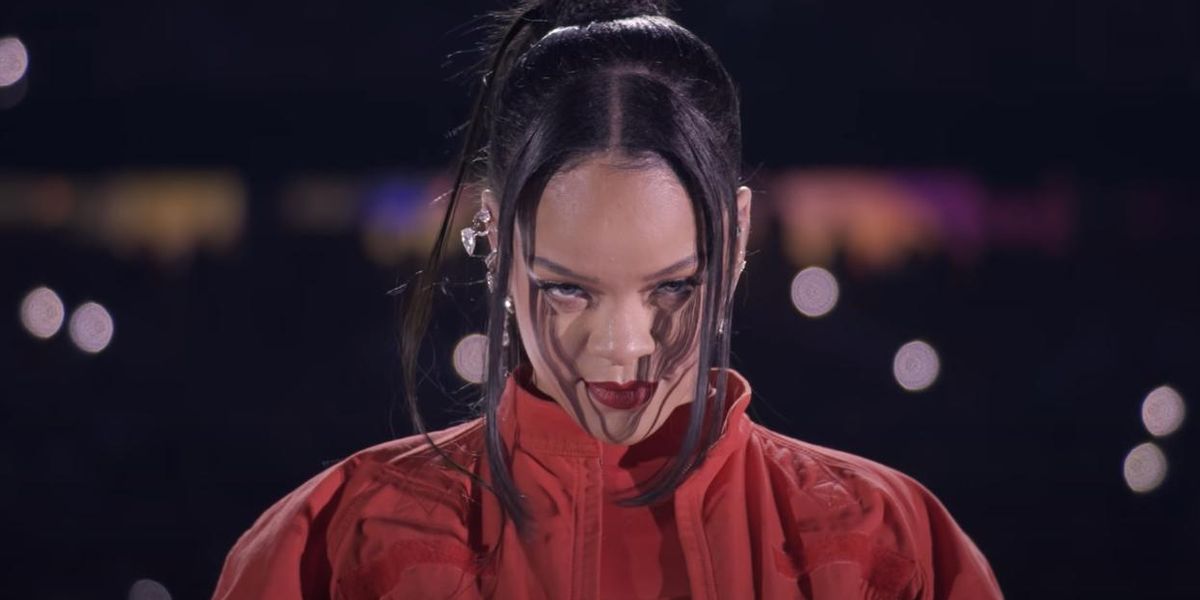 Watch Rihanna's Super Bowl Halftime Show