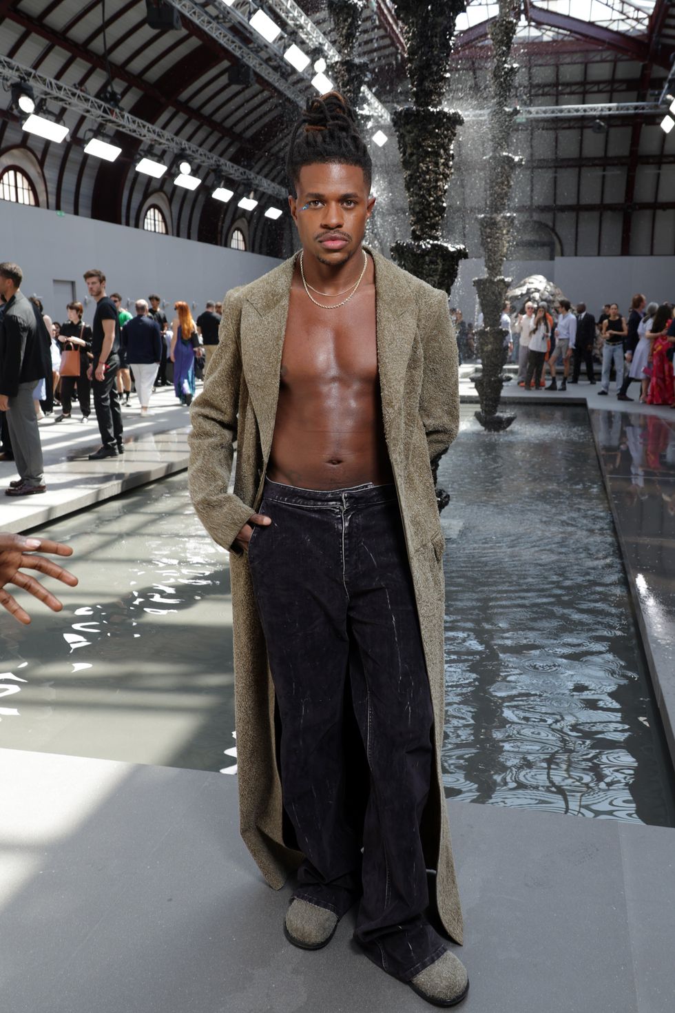 Loewe Menswear Spring 2024 Paris - Fashionably Male