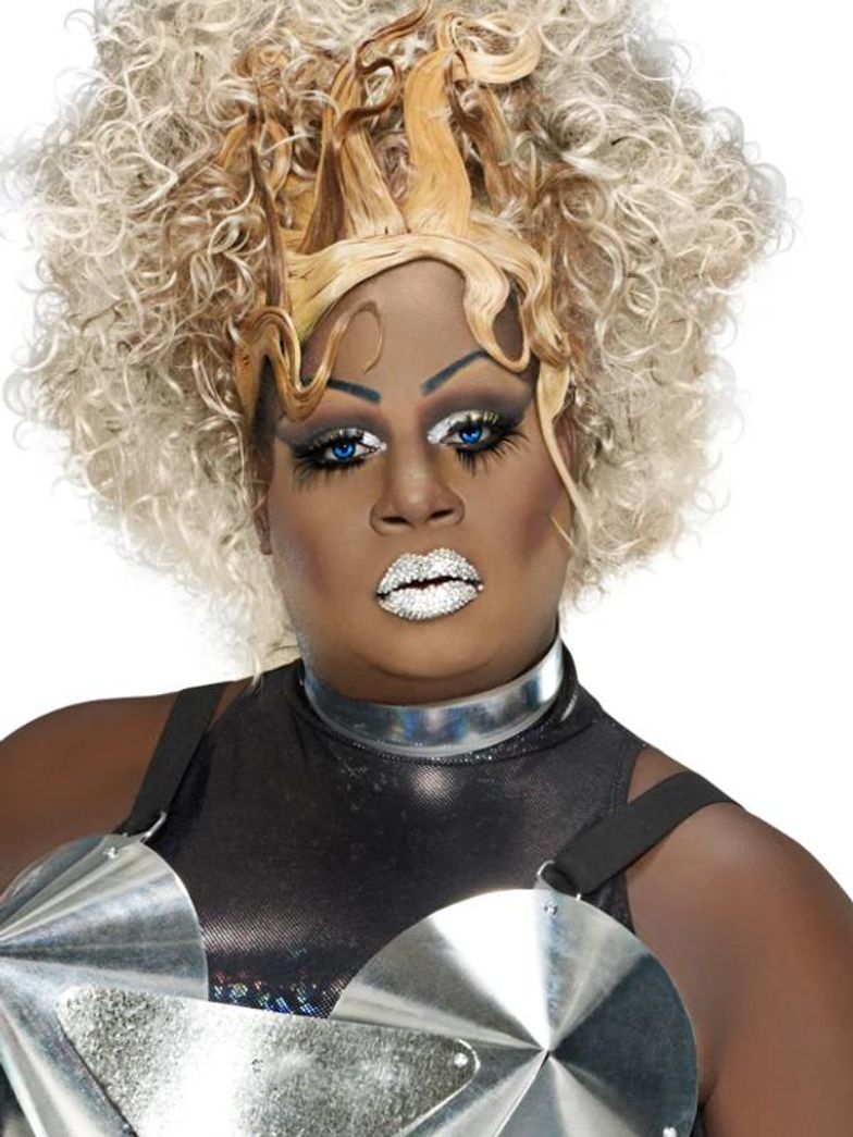 Latrice looking AMAZING in her last two posts! : r/rupaulsdragrace