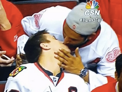 Photo of baseball player being kissed hit home with closeted gay fan -  Outsports