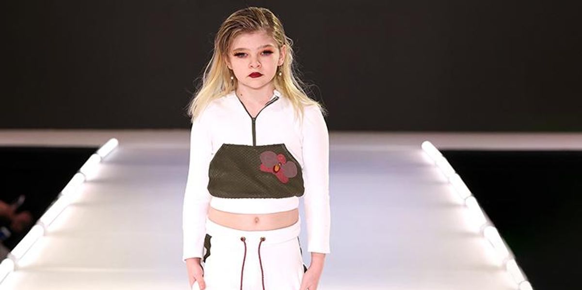 Six Voies 2018 Download - 10-Year-Old Girl Becomes Youngest Trans Model to Walk NY Fashion Week