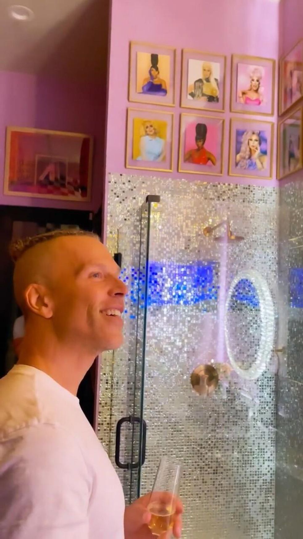 Shaun T Surprises Husband With ‘RuPaul’s Drag Race’ Themed Bathroom