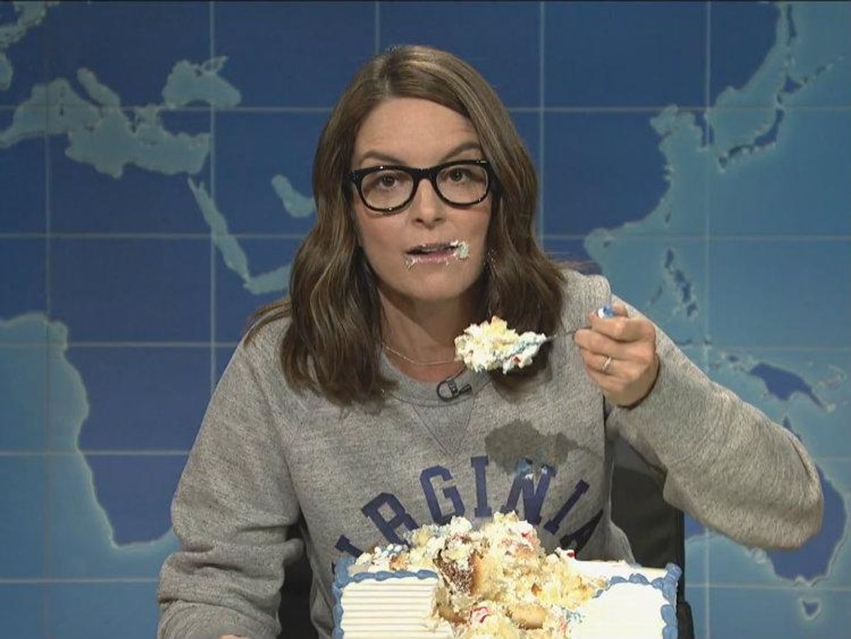 Tina Fey Stress-Eats Cake While Condemning Nazis and Donald Trump for ‘SNL’