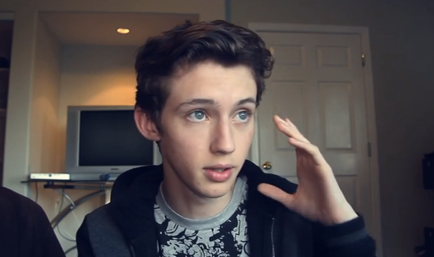 WATCH: 'Young Wolverine' Troye Sivan Comes Out