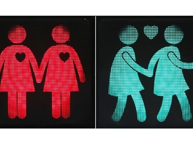 Munich Unveils Same Sex Traffic Lights