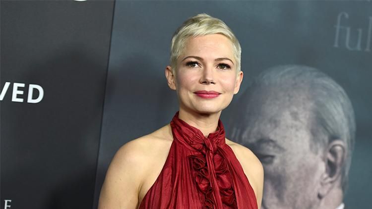 Mark Wahlberg Donates Salary In Michelle Williams Name 