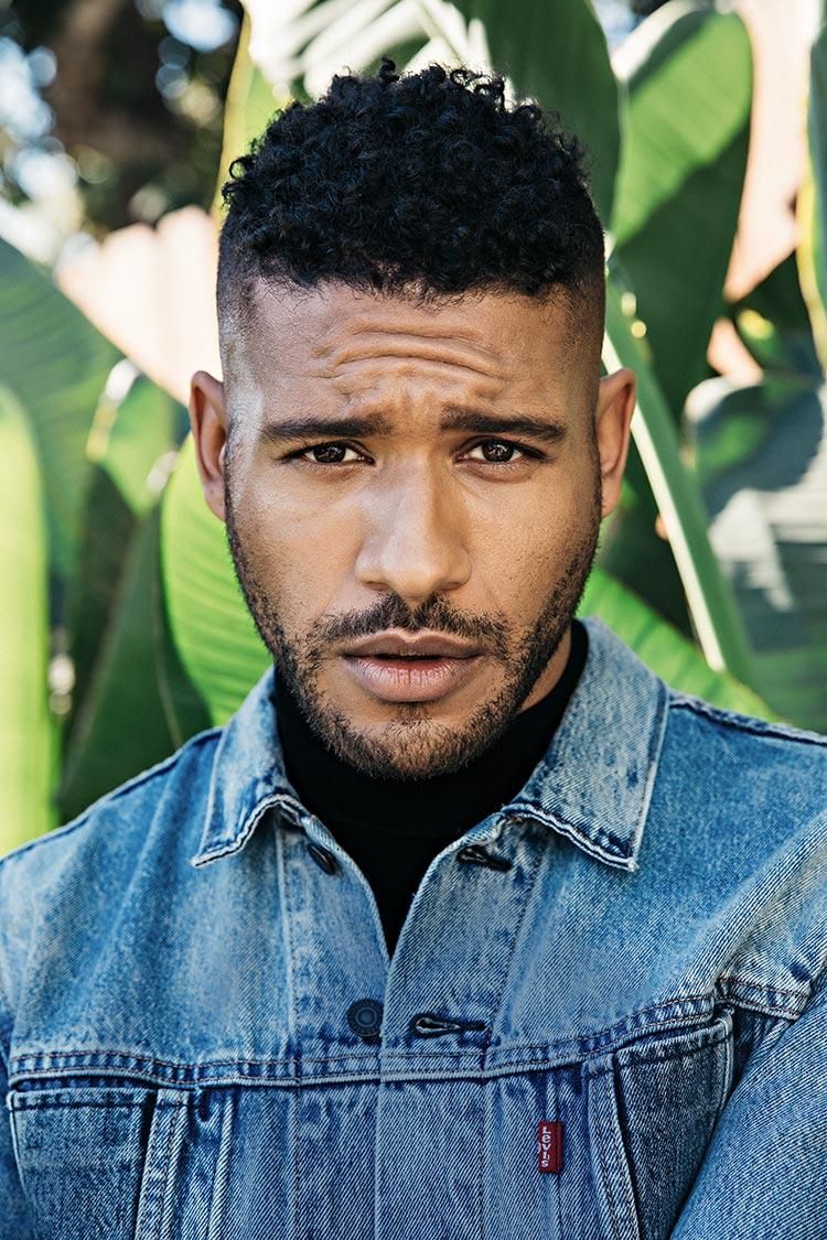 Unreal S Jeffrey Bowyer Chapman On Why He Prefers To Play Queer Characters