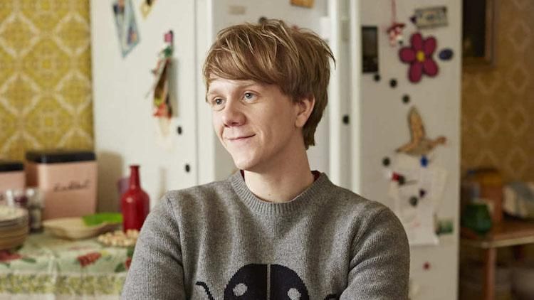 Josh Thomas Promises Gay Sex And Mental Health In Freeform Show