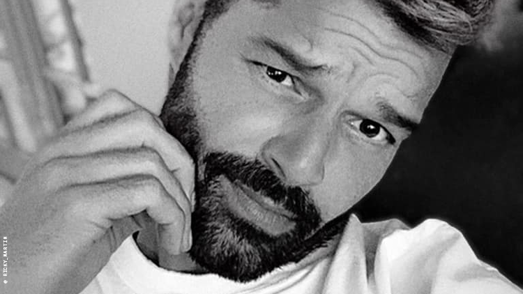 Ricky Martin Debuts Massive Foot And Leg Tattoo In Full - roblox welcome to the black parade tattoo on black shorts