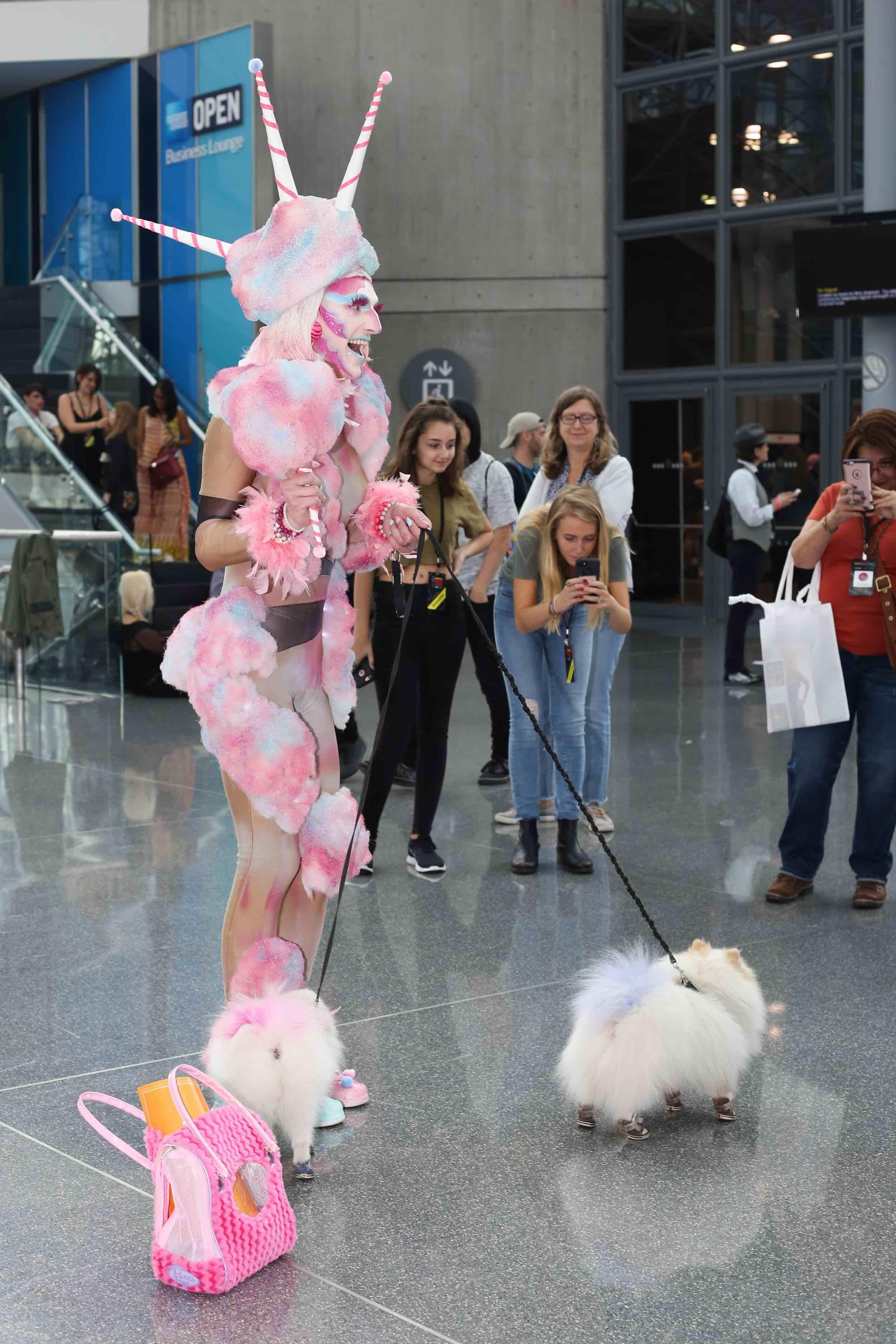 Gallery 40 Photos From RuPaul's DragCon New York City